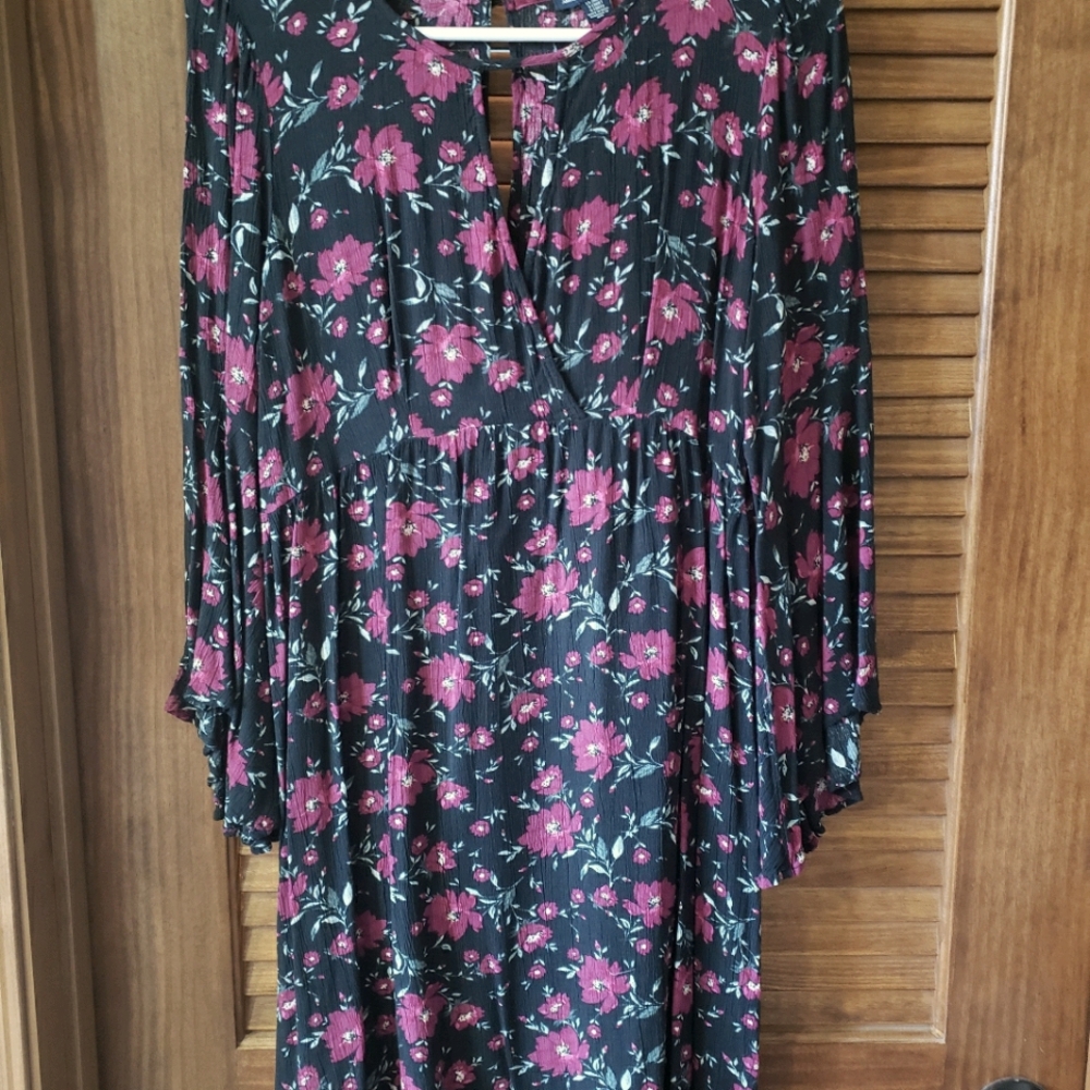 Black and burgundy floral AE dress